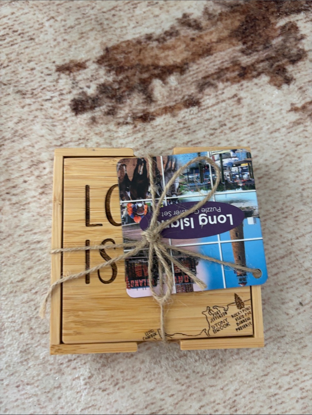 Long Island set of 4 Bamboo Coaster Set in Natural Wood - Home Accents